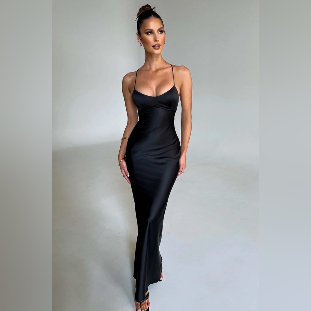 Size Medium Babyboo Malika Maxi Dress in black.